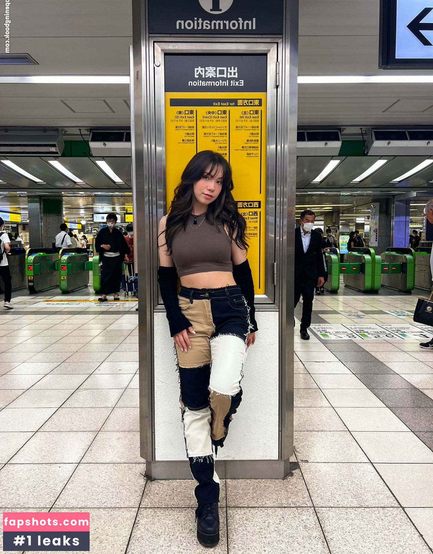 QuarterJade gallery photo #345