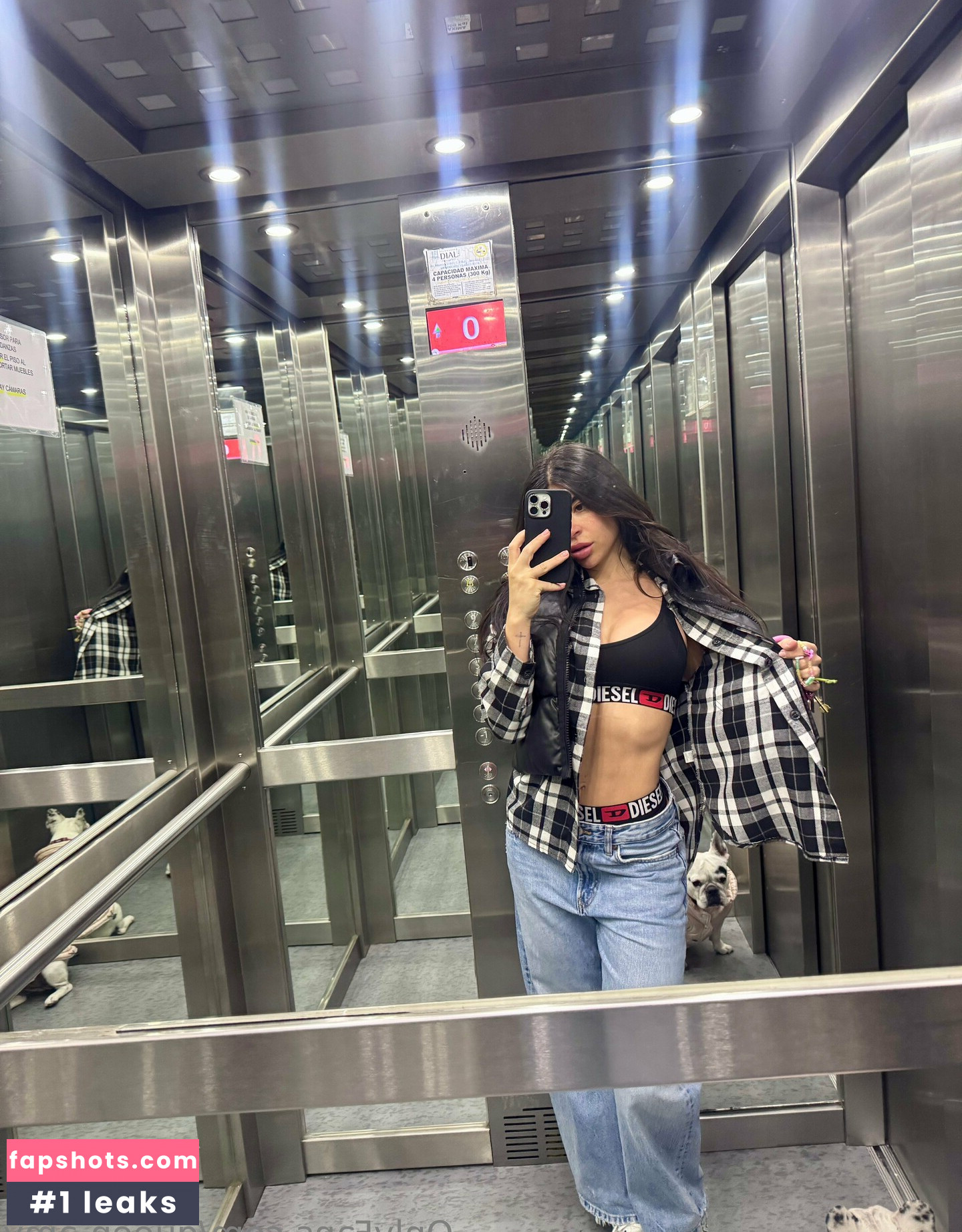 queen.amy gallery photo #29