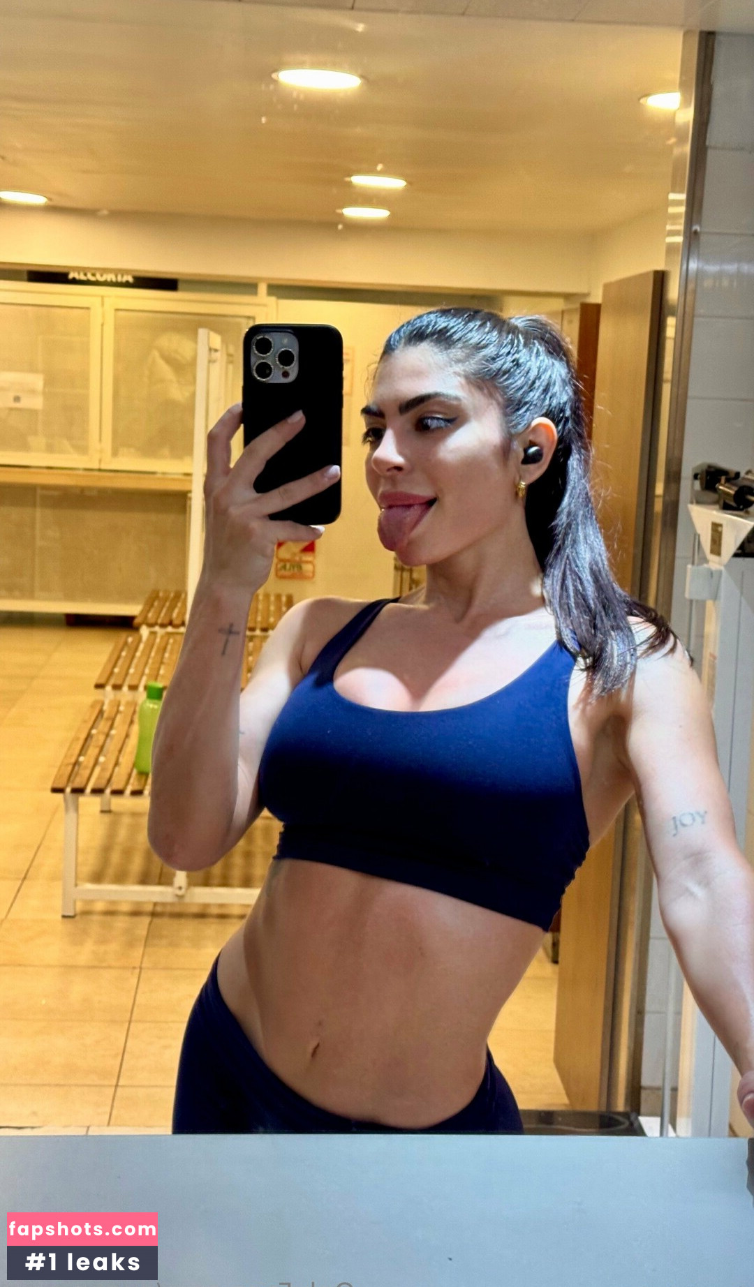 queen.amy gallery photo #30