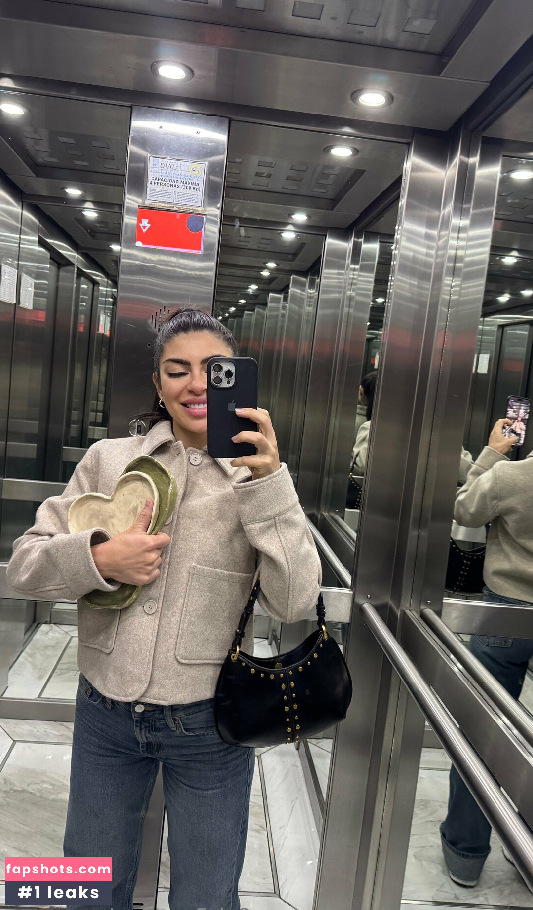 queen.amy gallery photo #5