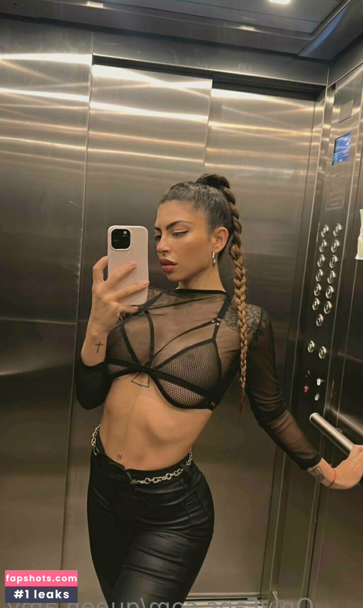 queen.amy gallery photo #48