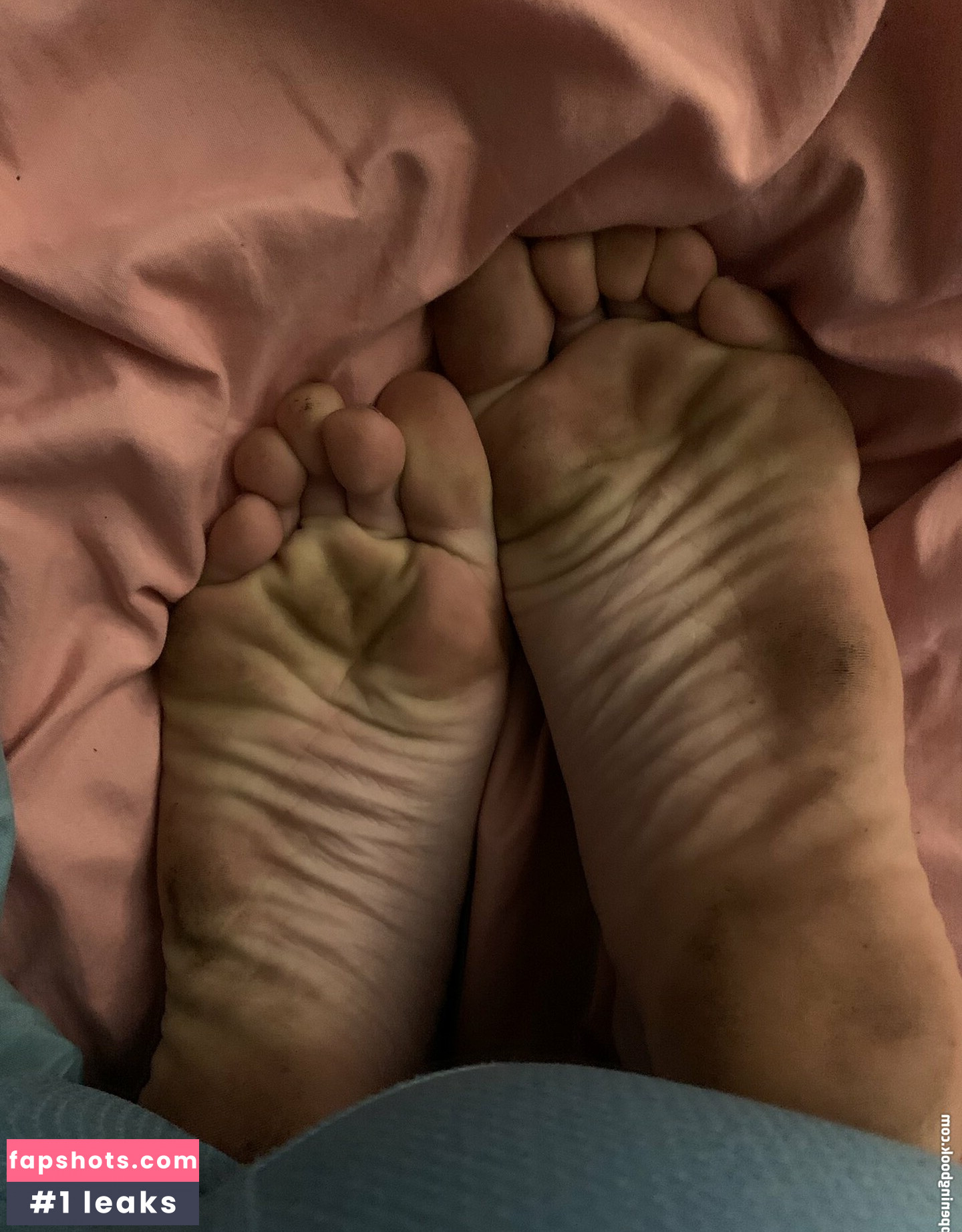 Queen Jas gallery photo #5