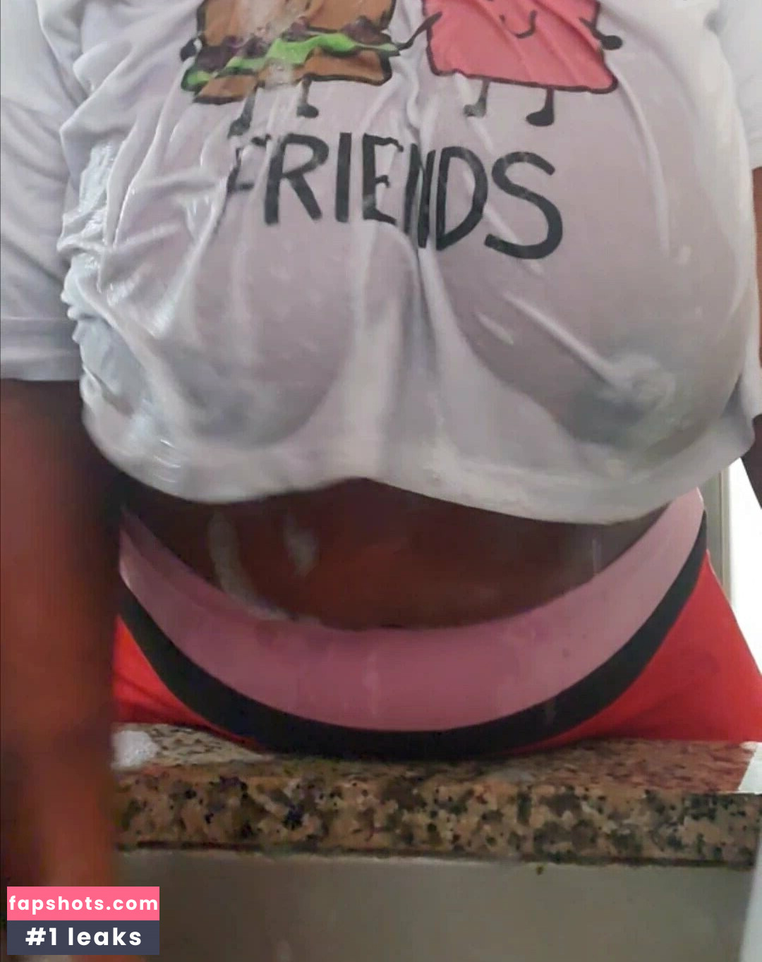 queen_nebdovine gallery photo #3