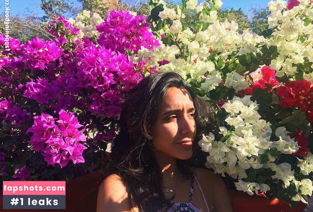 Queen Simba gallery photo #11