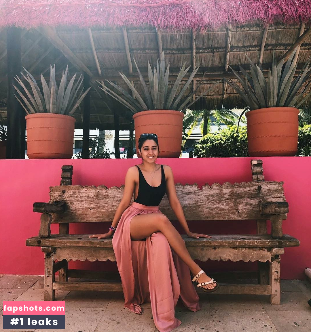 Queen Simba gallery photo #12