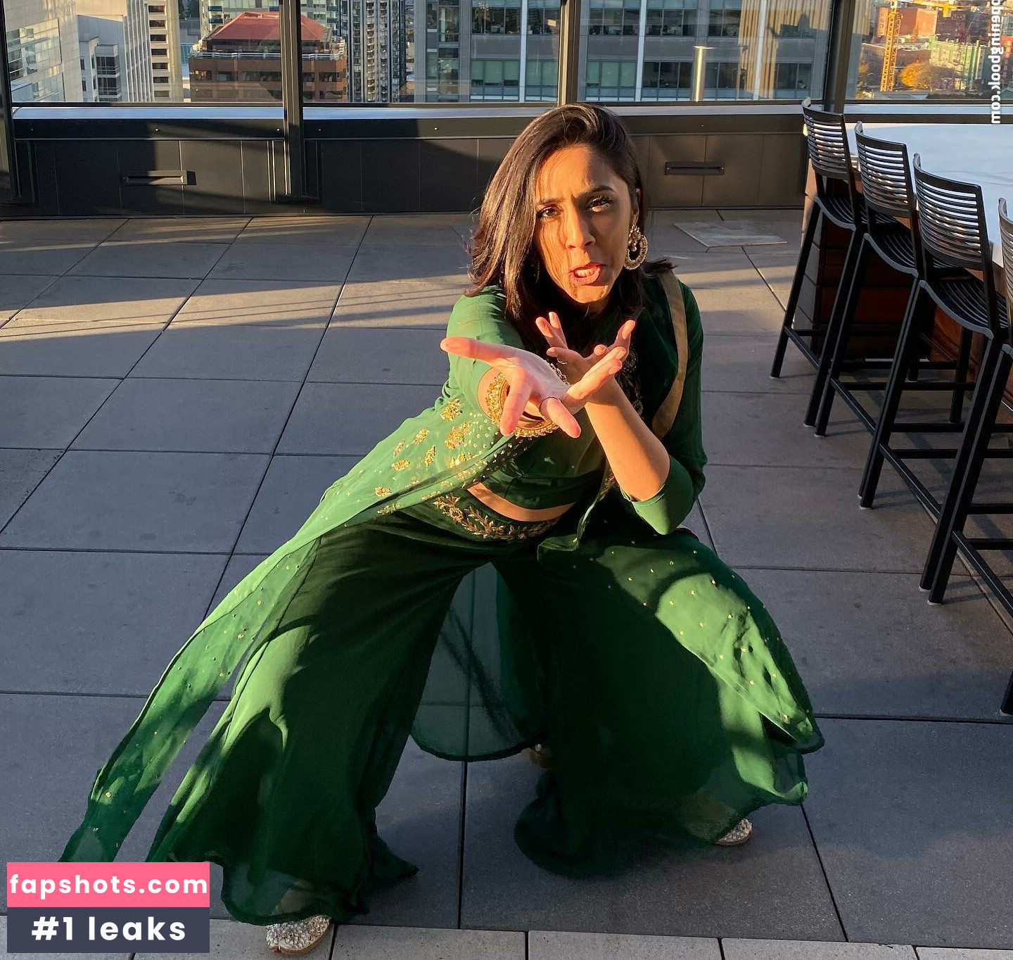 Queen Simba gallery photo #18