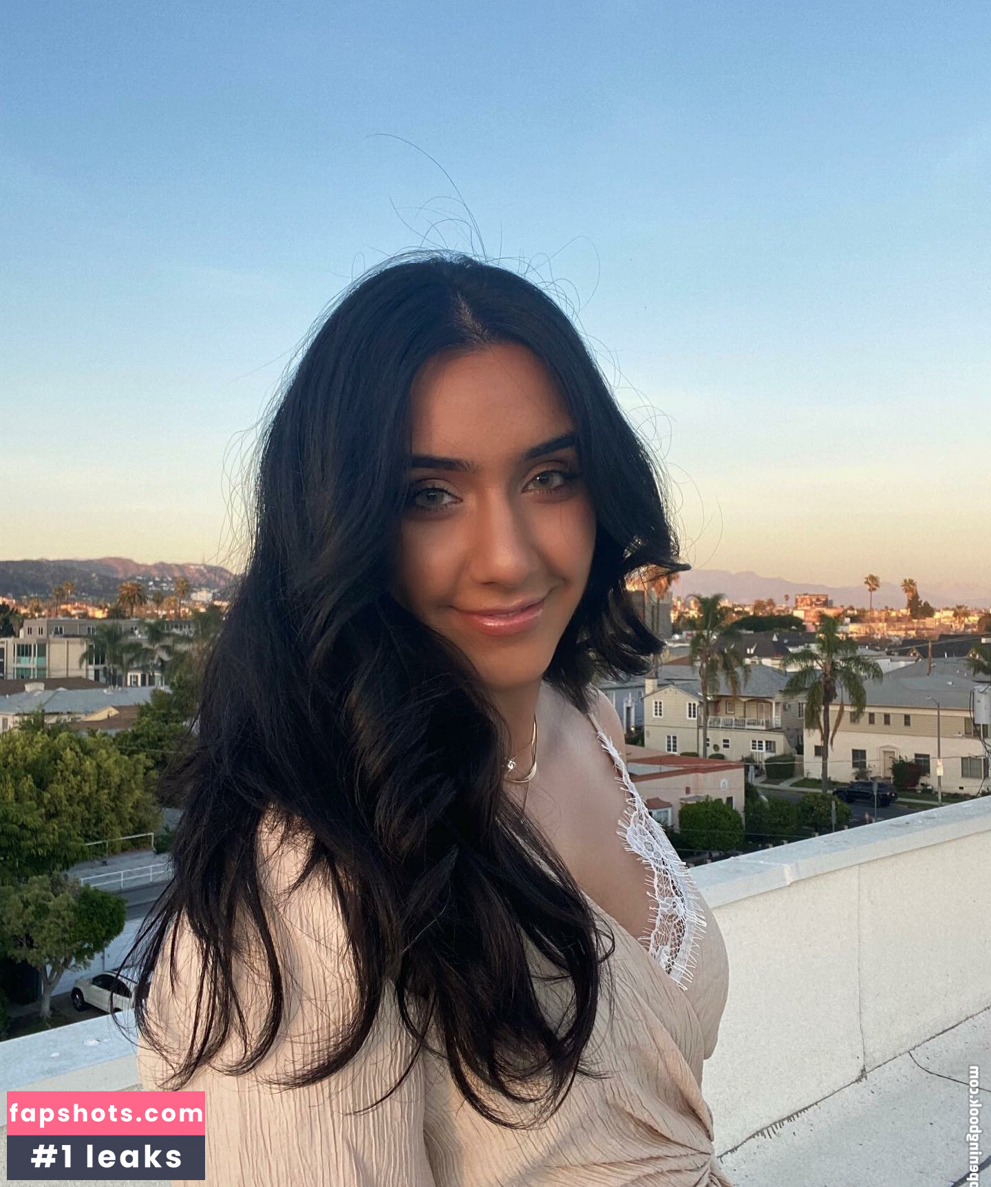 Queen Simba gallery photo #7