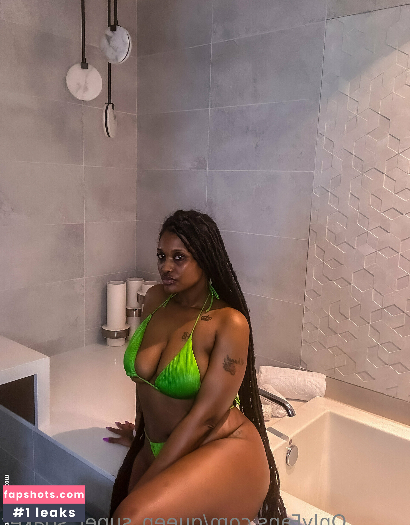 queen_super_soaker gallery photo #29