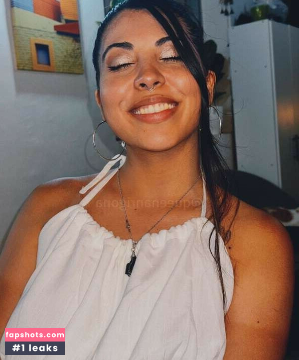 queenantigona gallery photo #7