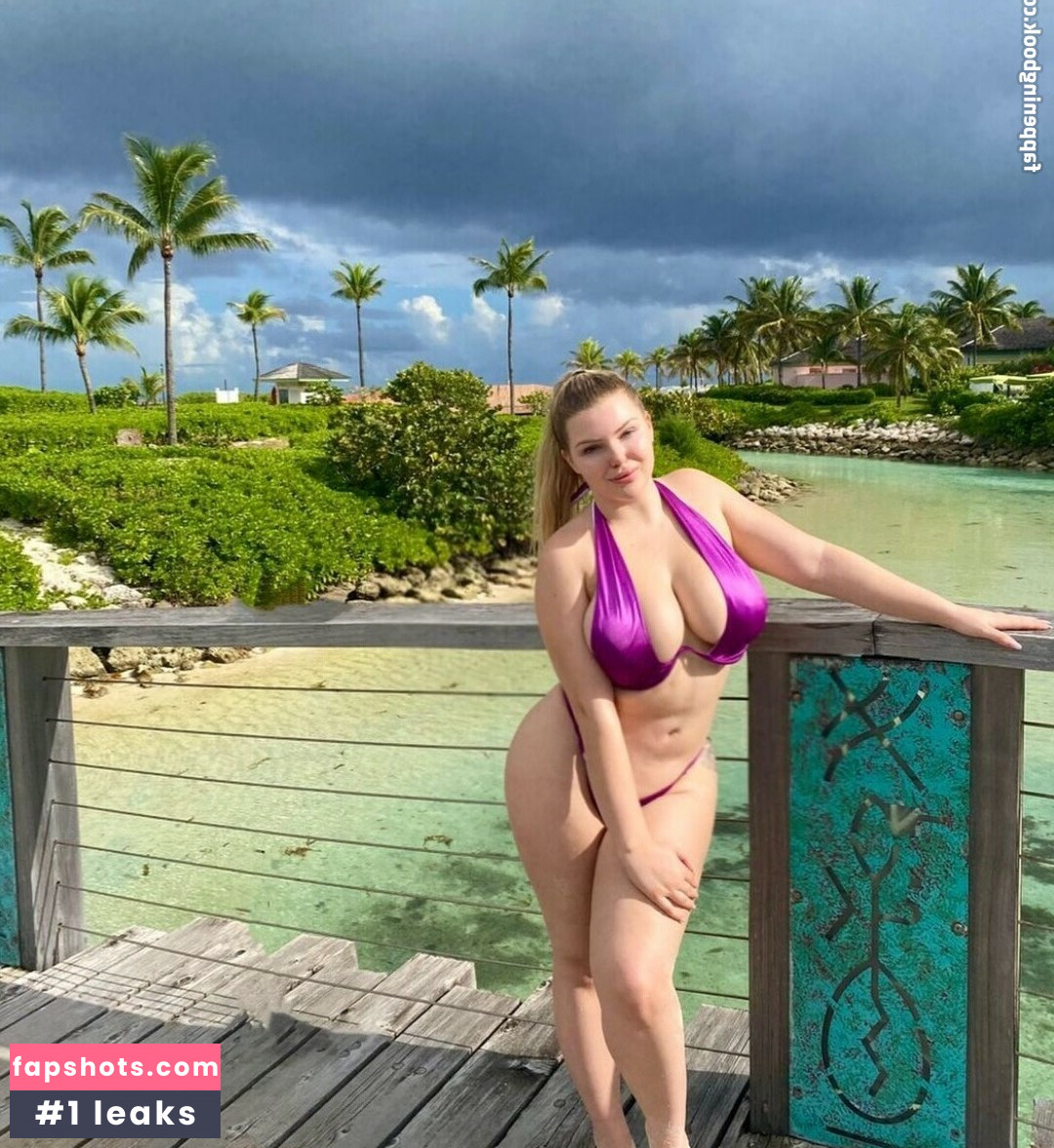 queencherryb gallery photo #16