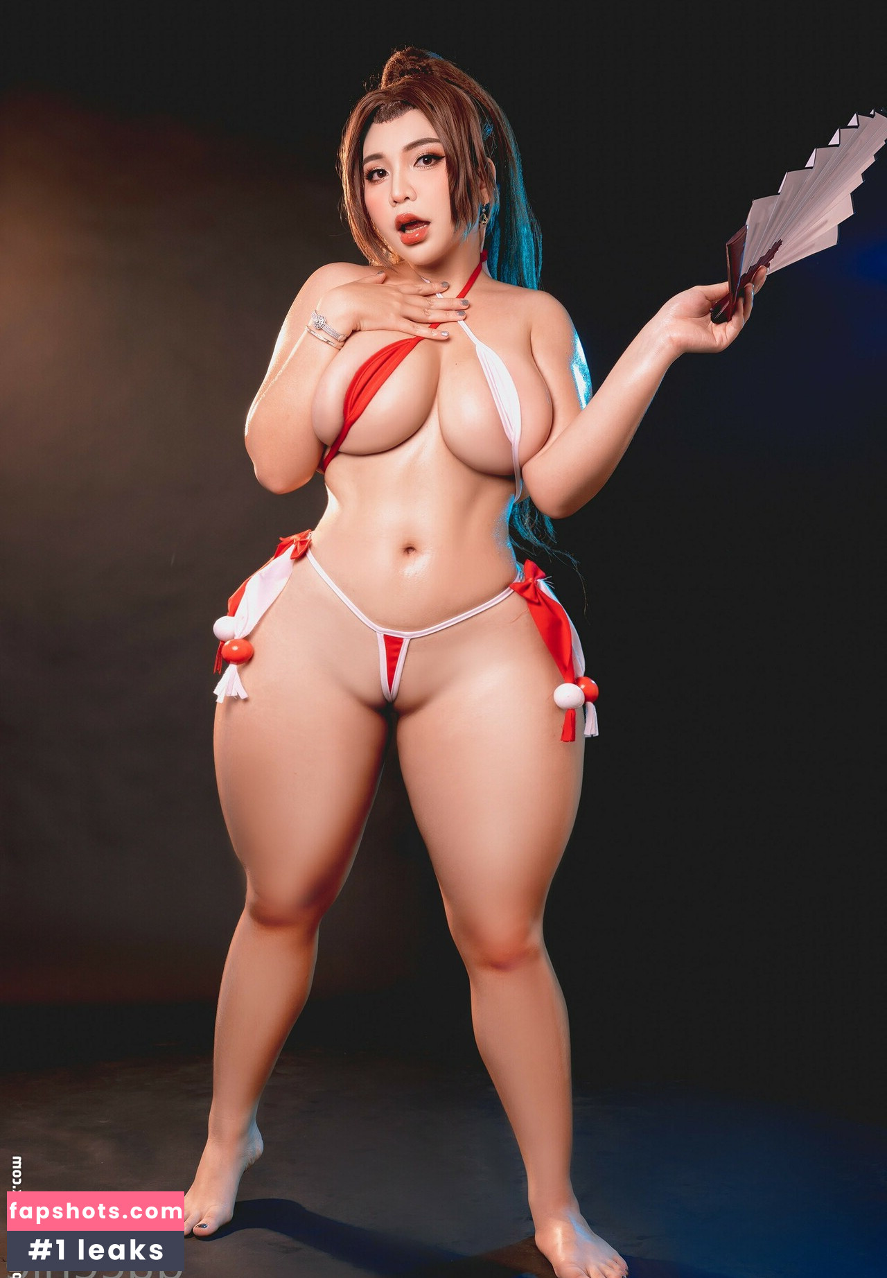 Queenie gallery photo #341