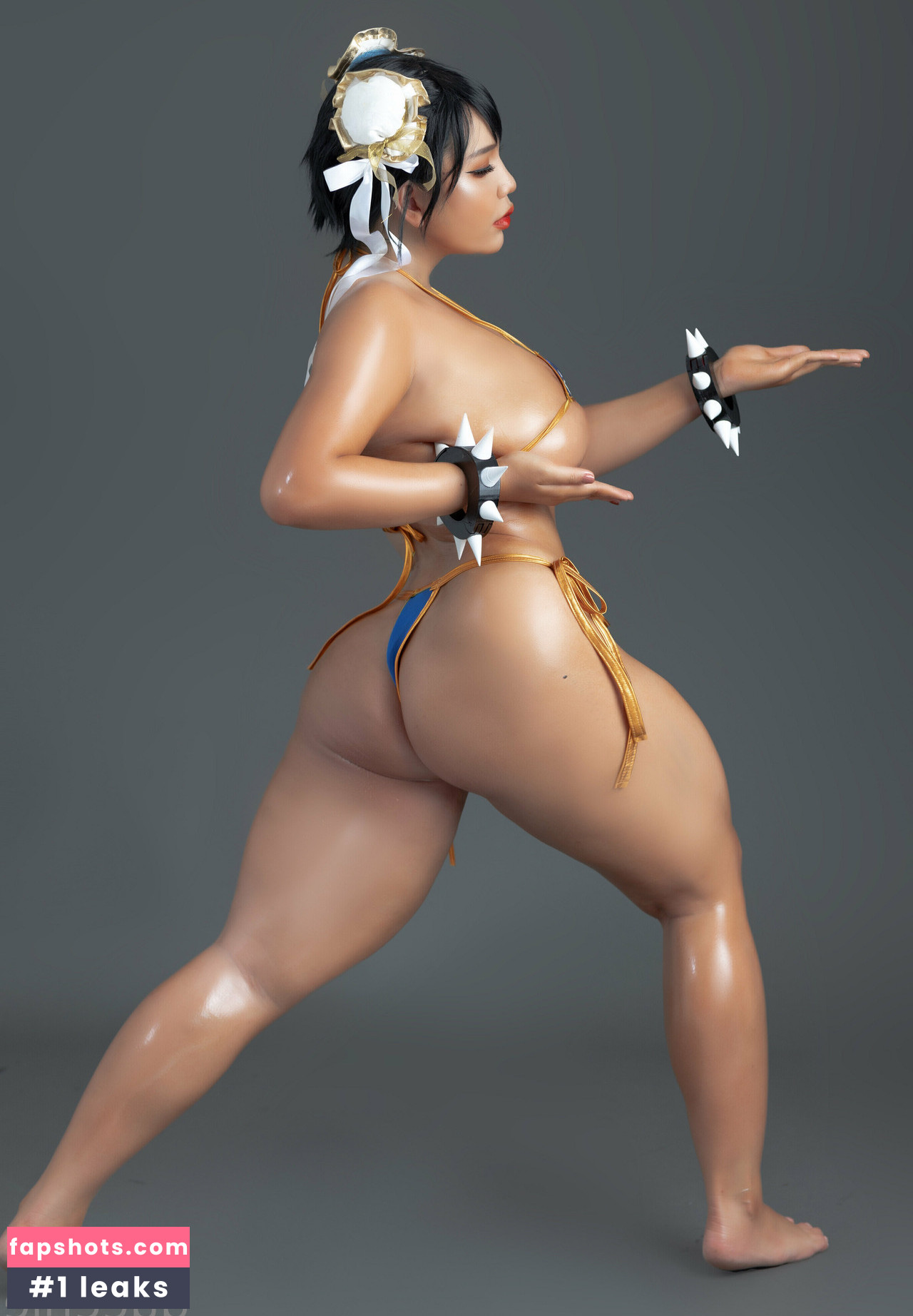 Queenie gallery photo #553