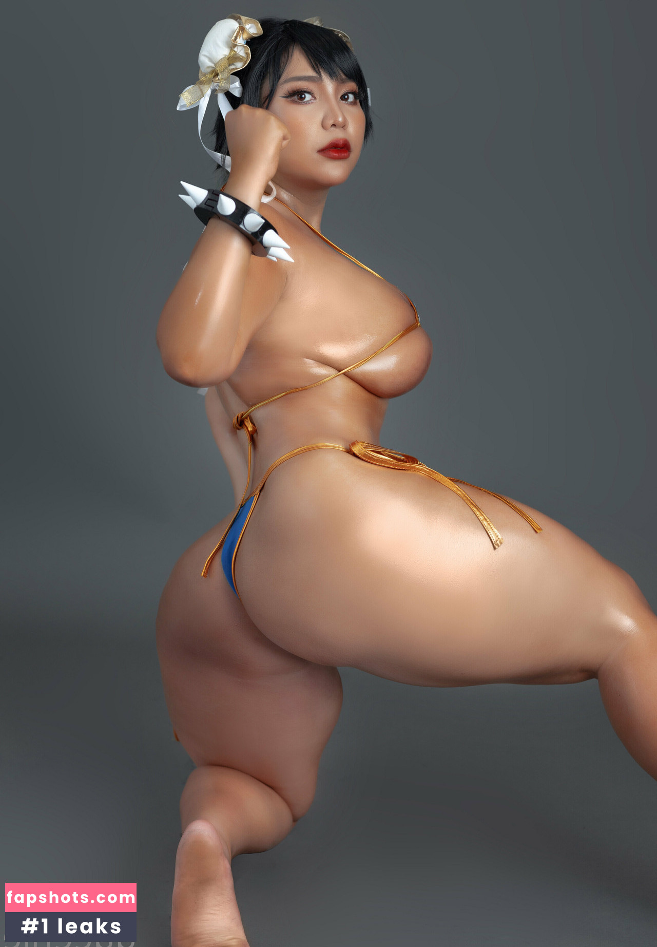 Queenie gallery photo #558