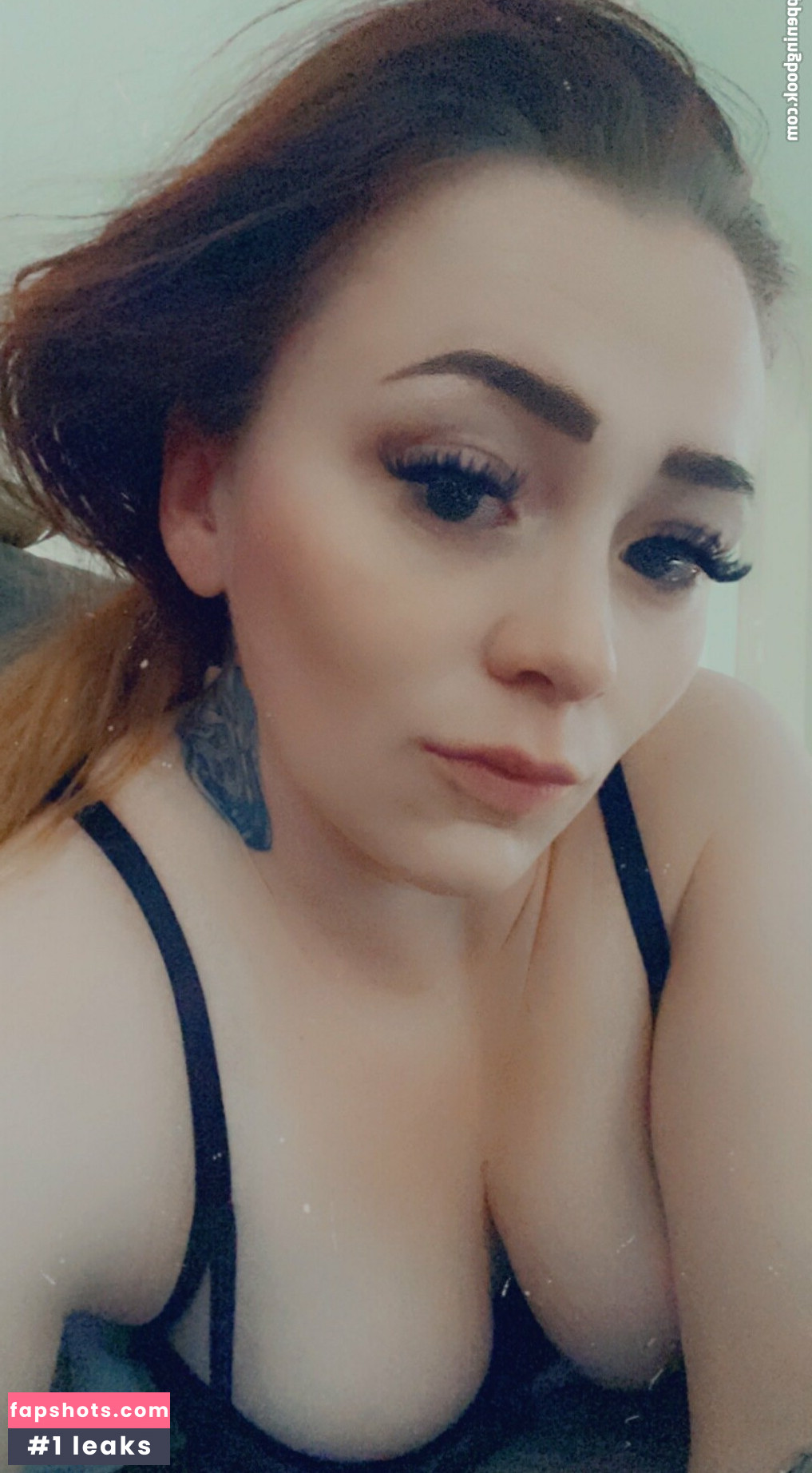 queeniethofree gallery photo #2