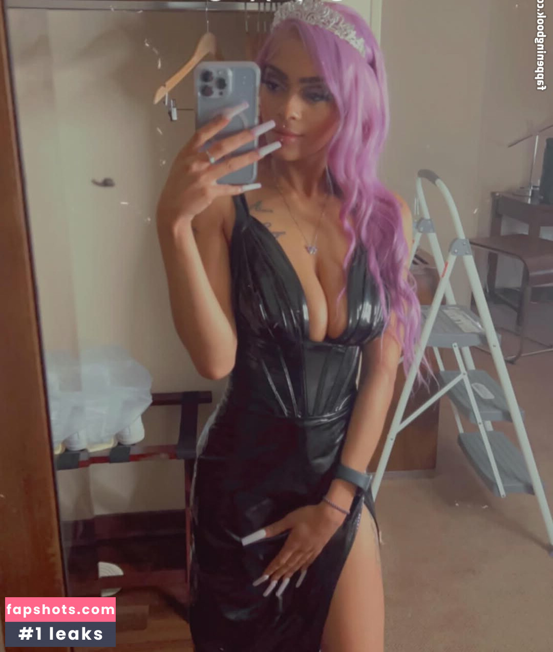 QueenJamie Nude Leaks OnlyFans Photos #10 - LeakJerk