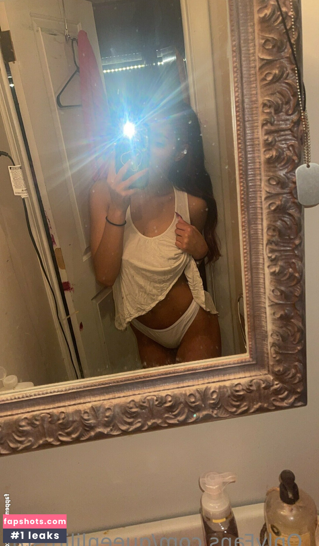 queenlilithstar nude babe gallery