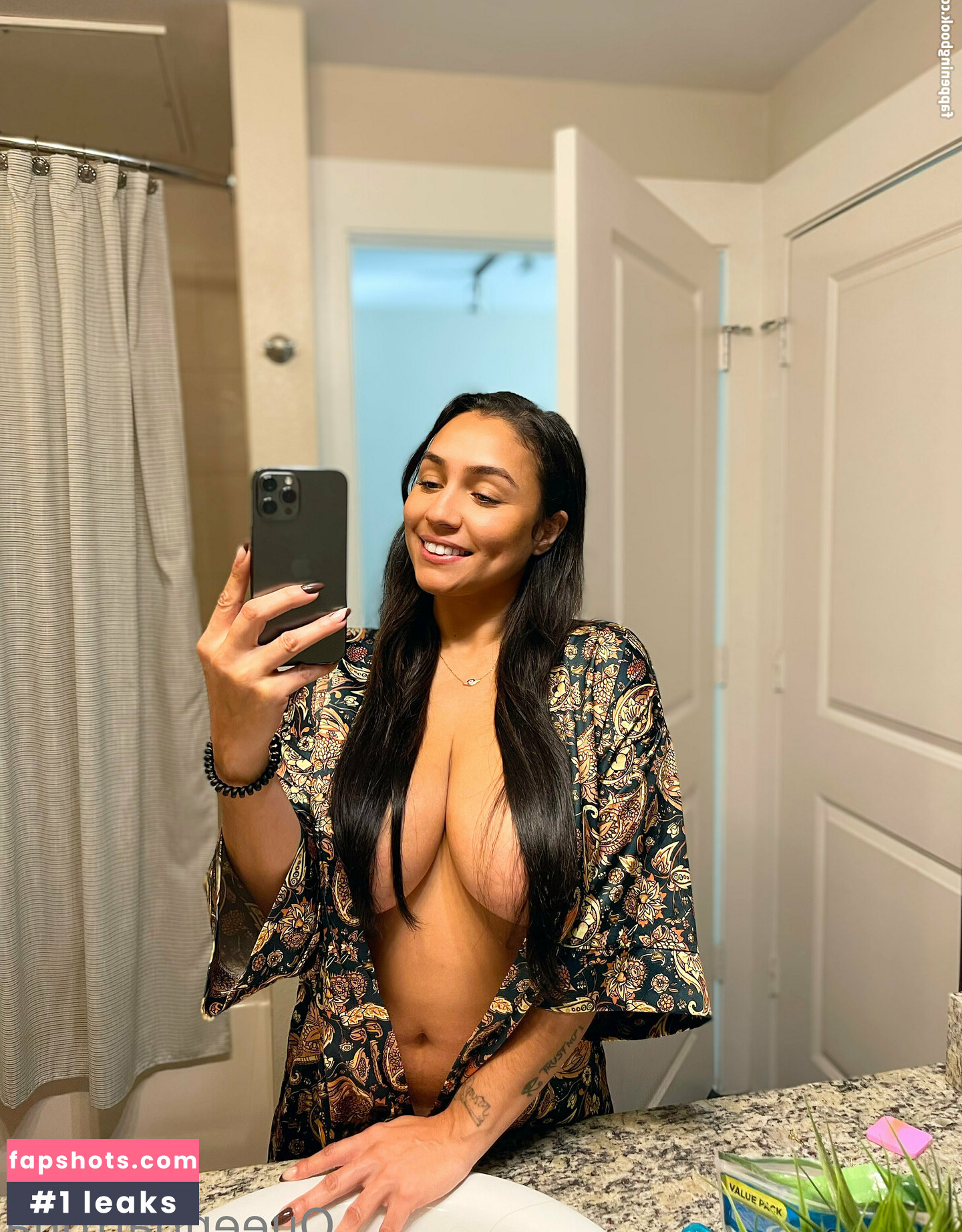 QueenPatrona Nude Leaks OnlyFans Photos #20 - LeakJerk