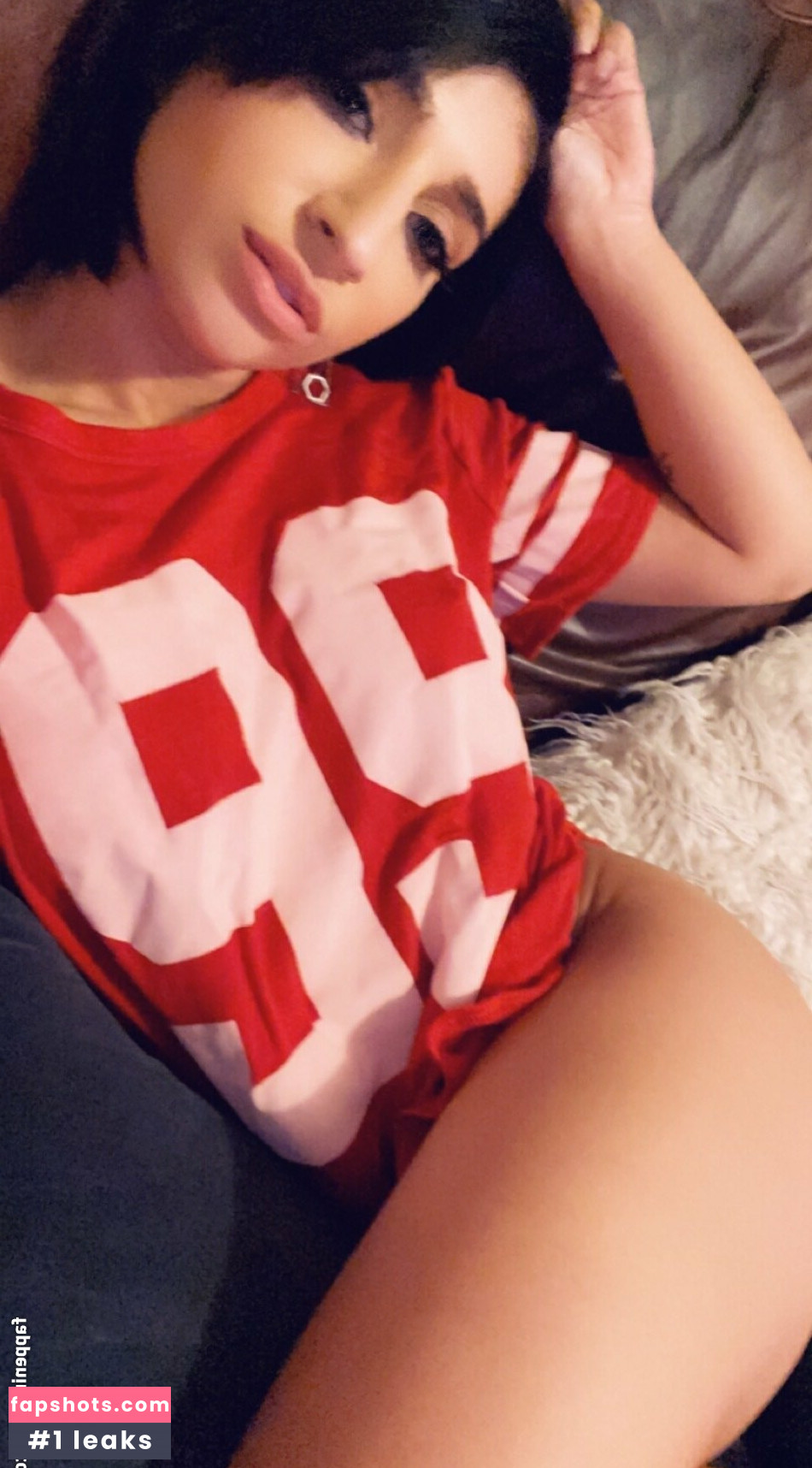 Queentesla nude babe gallery