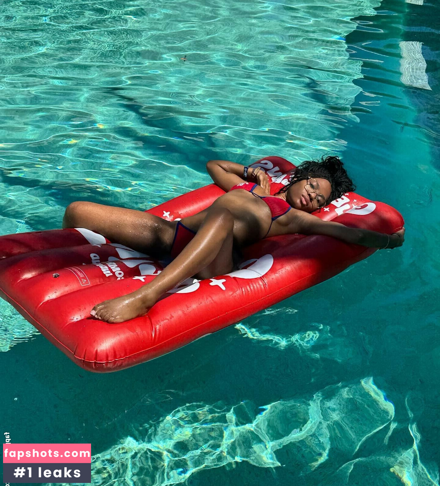 Quenlin Blackwell gallery photo #18