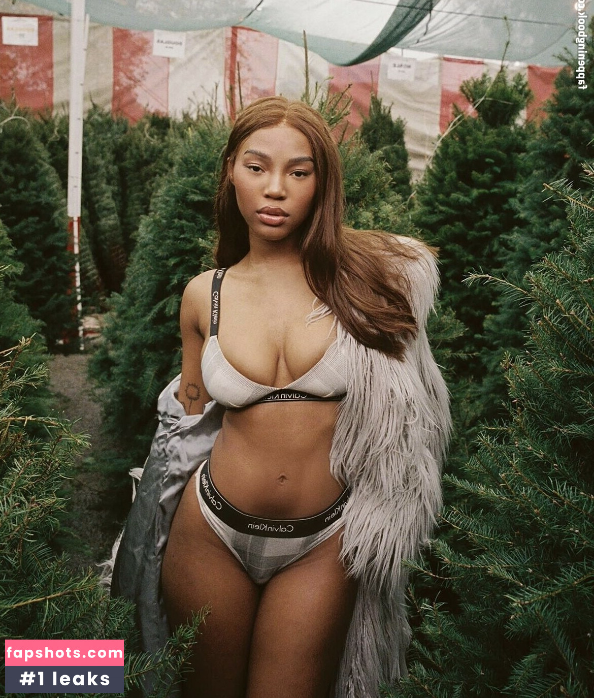 Quenlin Blackwell gallery photo #43