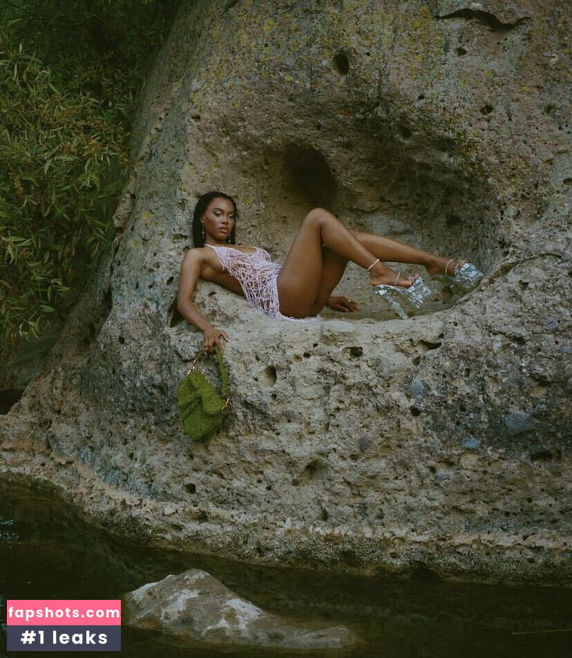 Quenlin Blackwell gallery photo #60