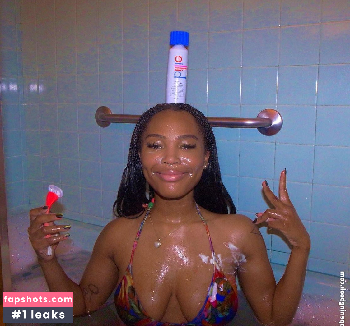 Quenlin Blackwell gallery photo #80