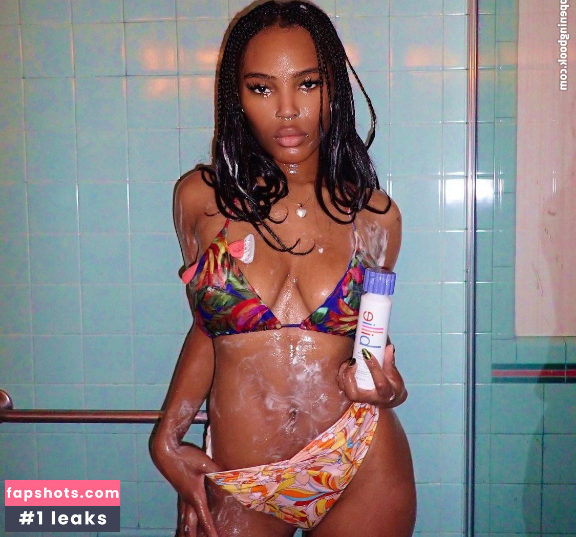 Quenlin Blackwell gallery photo #99