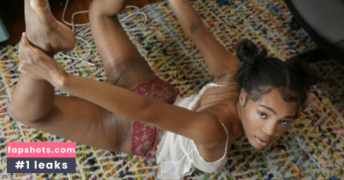 Quenlin Blackwell Nude Leaks OnlyFans - Fapshots