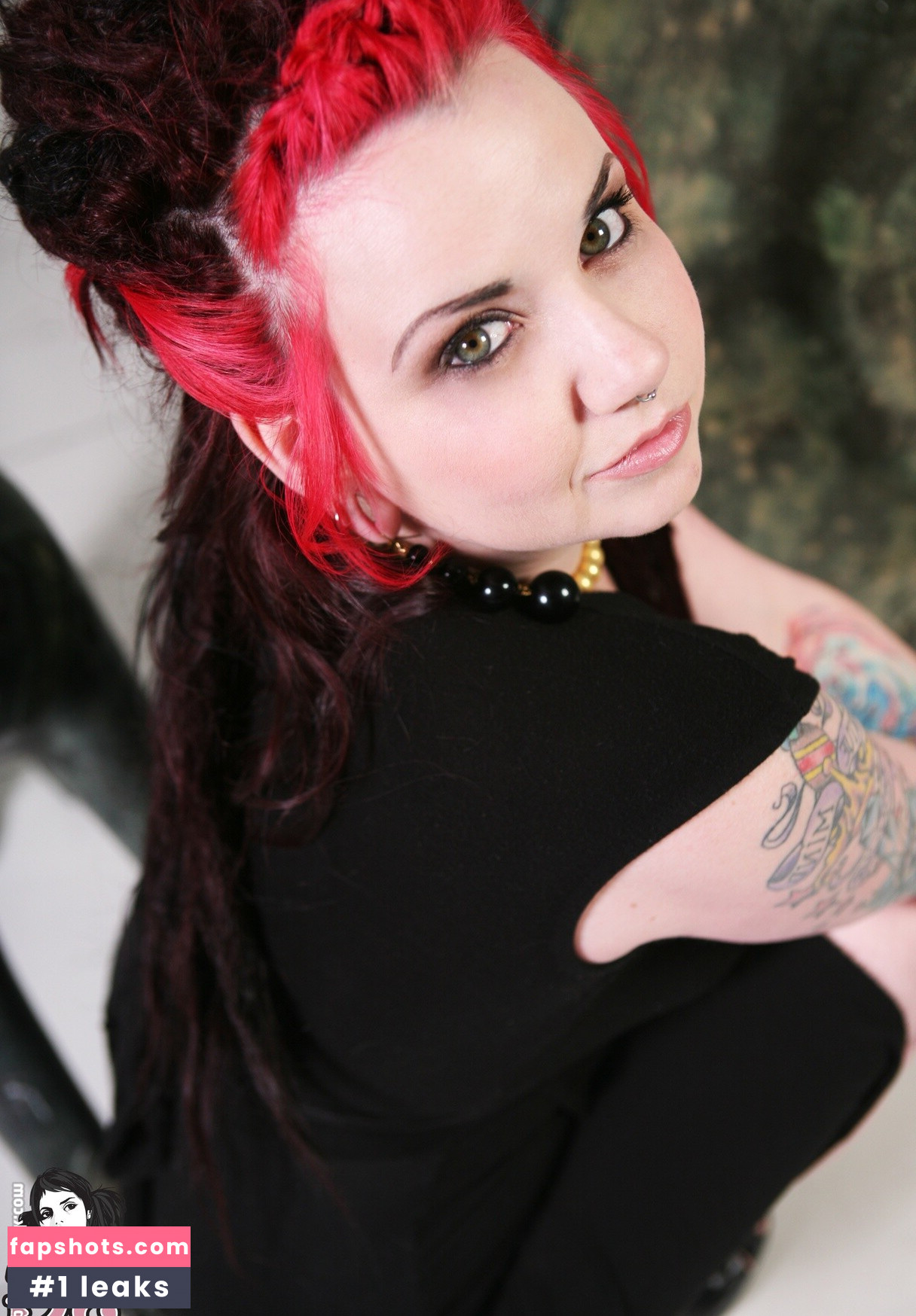 Quinne gallery photo #215