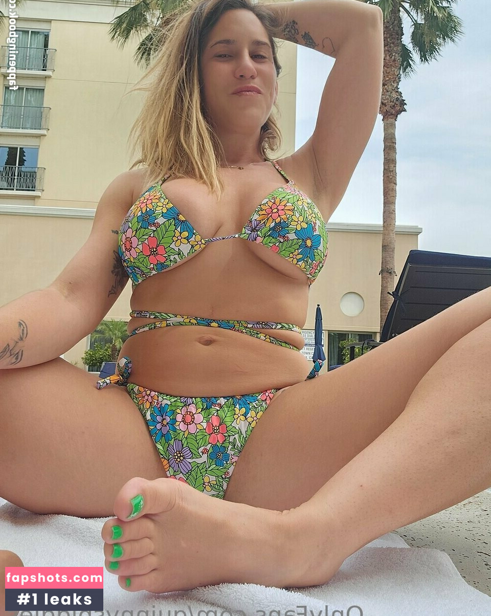 Quinnyspiggies gallery photo #105