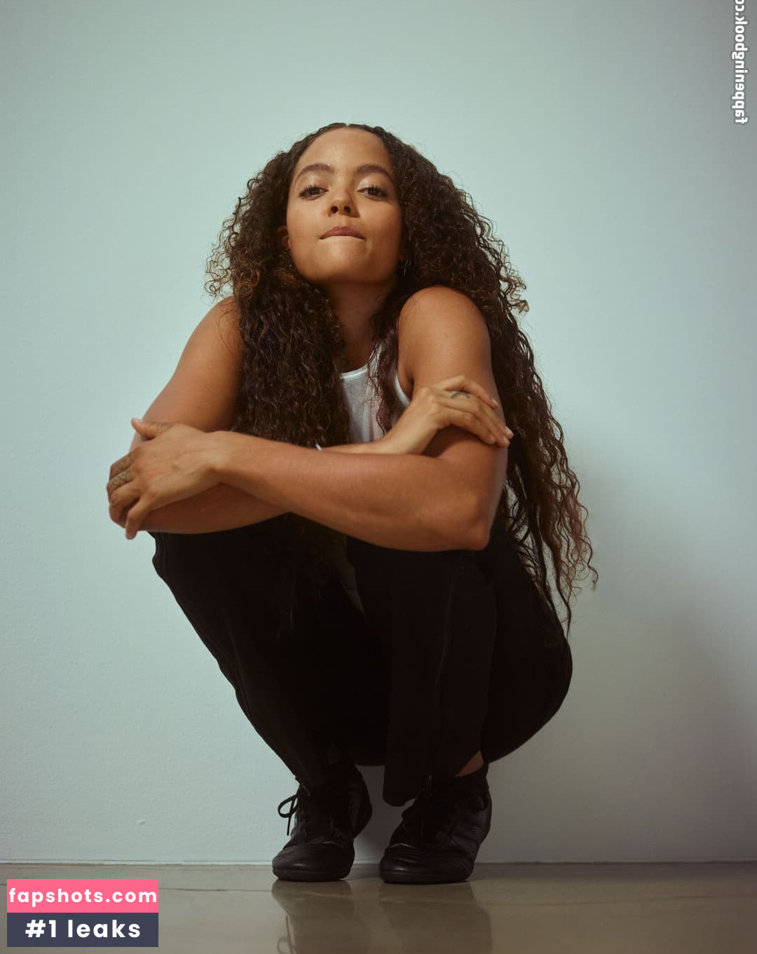 Quintessa Swindell gallery photo #3