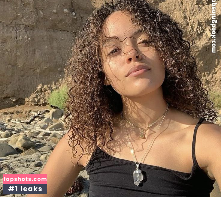 Quintessa Swindell gallery photo #8