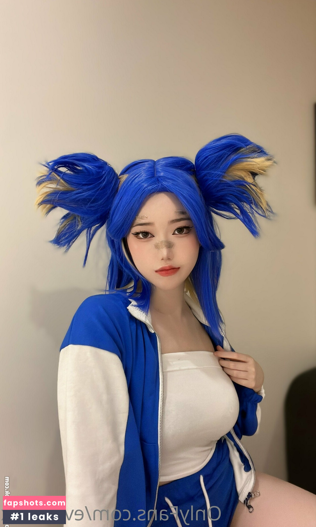 quitcosplayer gallery photo #3