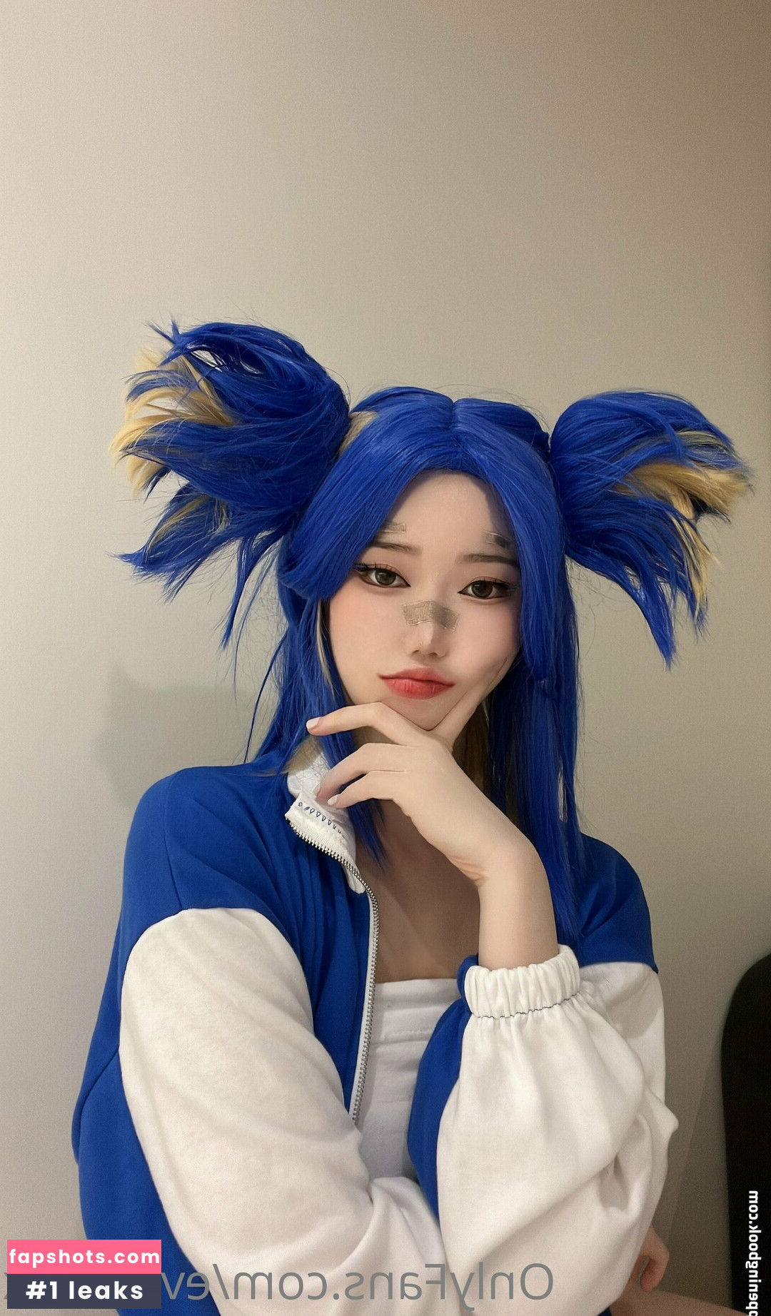 quitcosplayer gallery photo #6