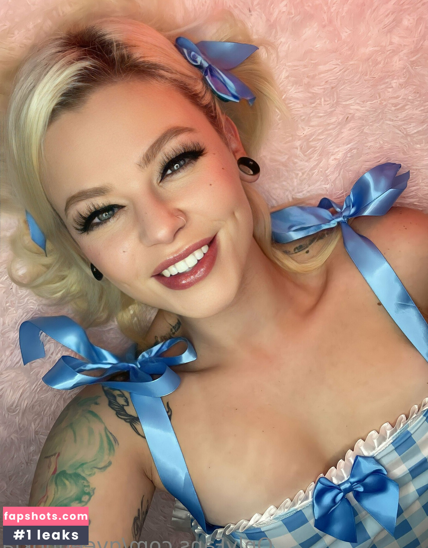 qveennokia Nacktheit OnlyFans Fotos #2 - Fapshots