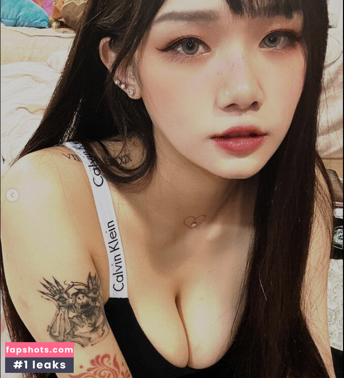 r.1.1111 Nahé úniky fotek pouze od fanoušků #8 - Fapshots