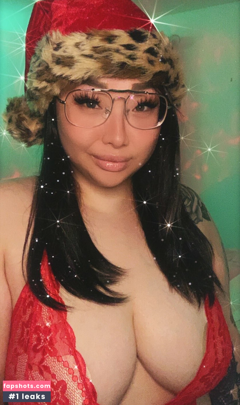 Raaychel nude babe gallery