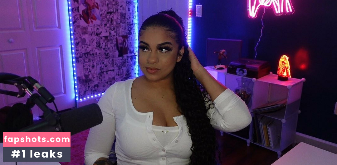 Racelyplays nude babe gallery