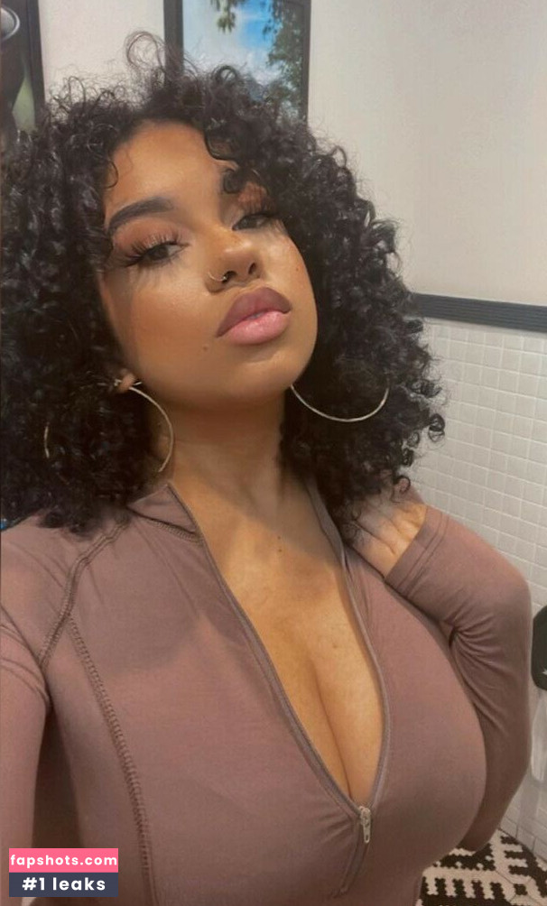 Racelyplays gallery photo #6