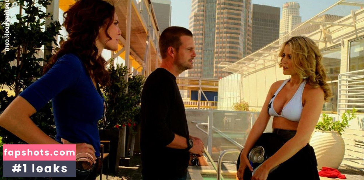 Rachael Carpani gallery photo #14