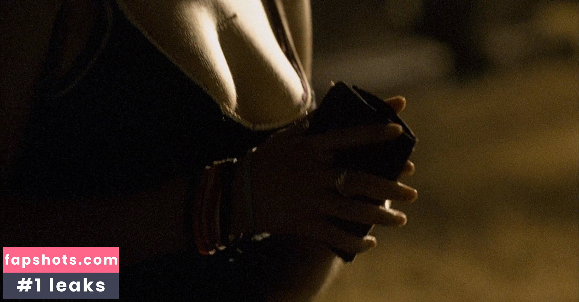 Rachael Leigh Cook gallery photo #18