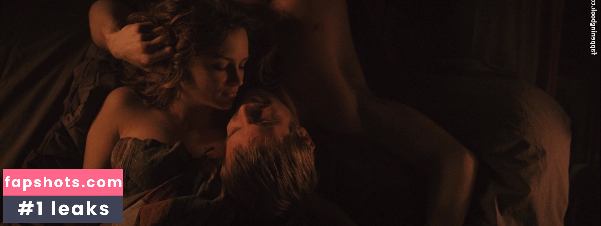 Rachael Leigh Cook gallery photo #25