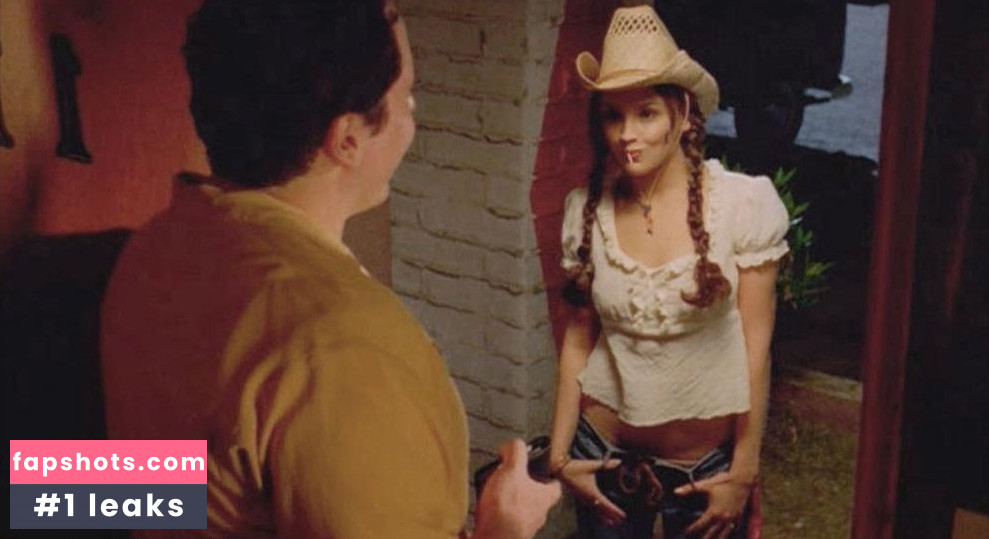 Rachael Leigh Cook gallery photo #26