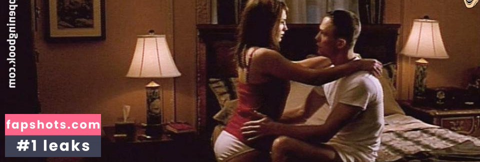 Rachael Leigh Cook gallery photo #45