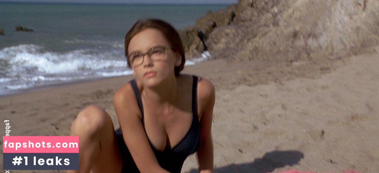 Rachael Leigh Cook gallery photo #61