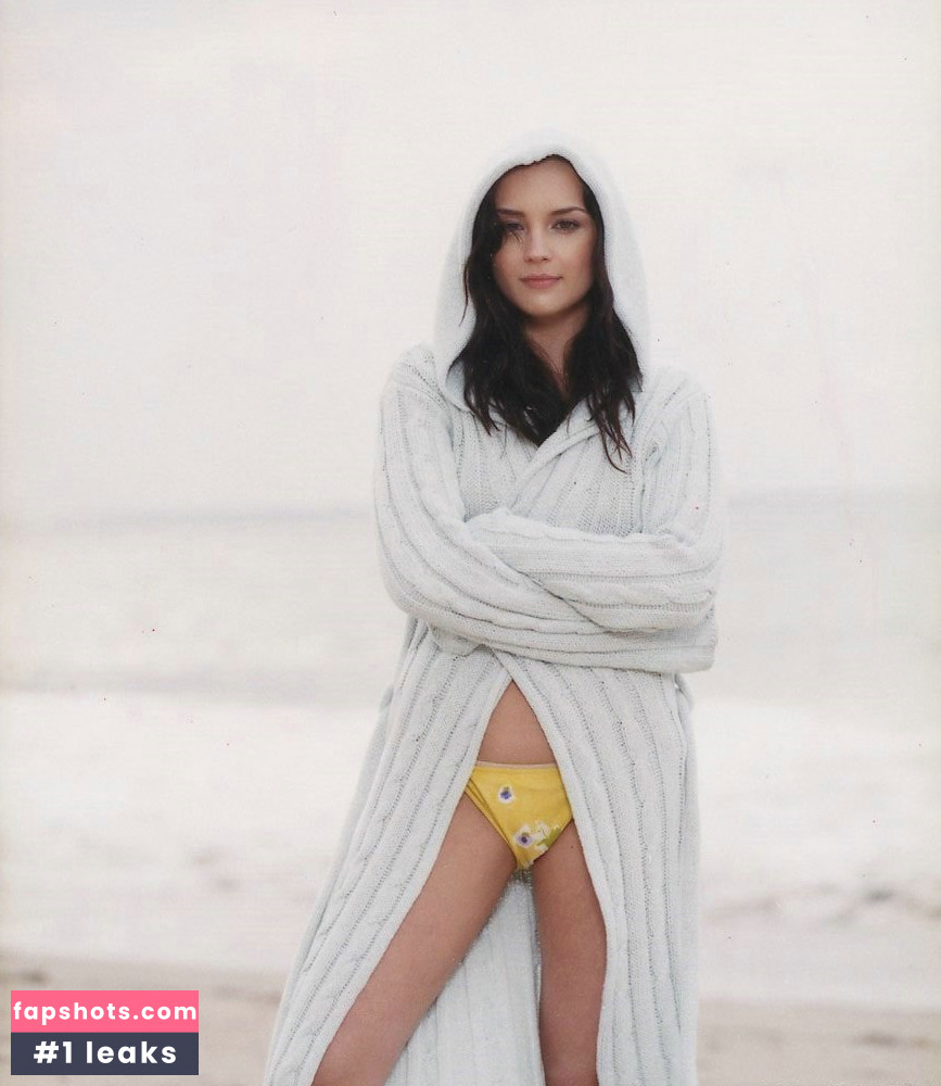 Rachael Leigh Cook gallery photo #69
