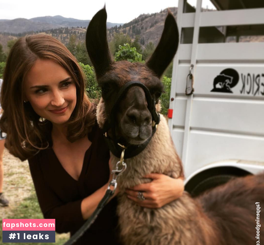 Rachael Leigh Cook gallery photo #83