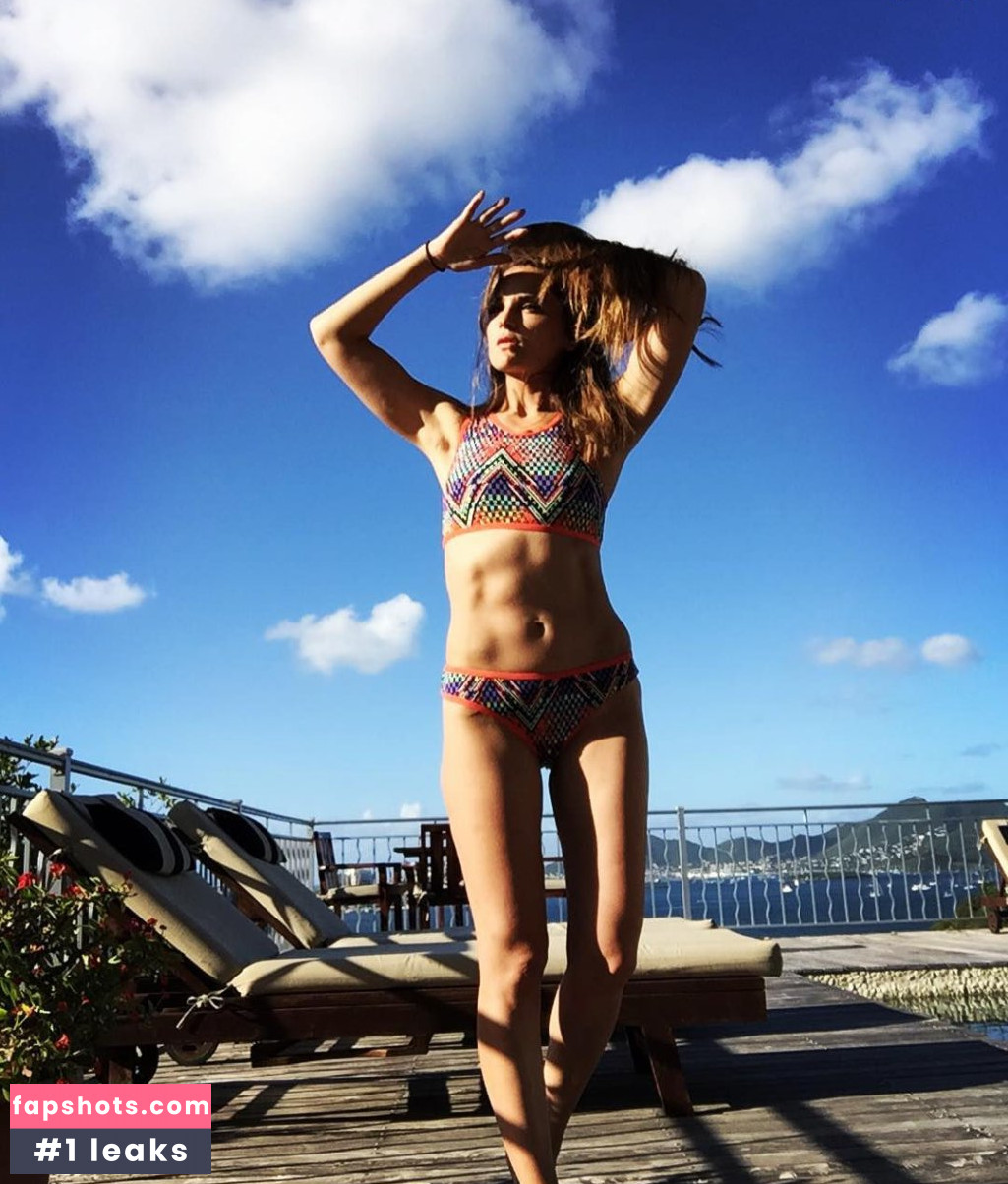 Rachael Leigh Cook gallery photo #84