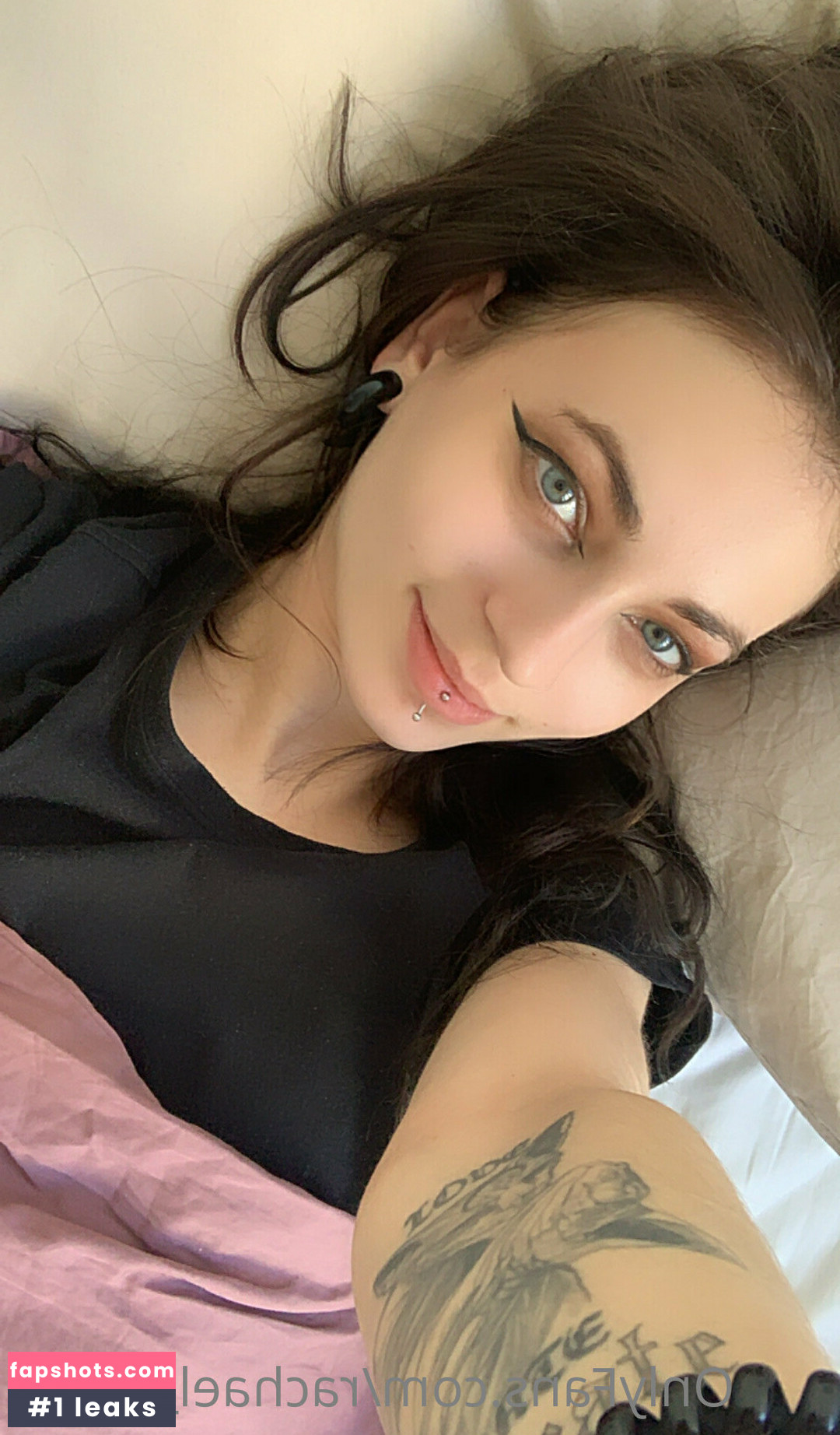 rachael_moon gallery photo #7