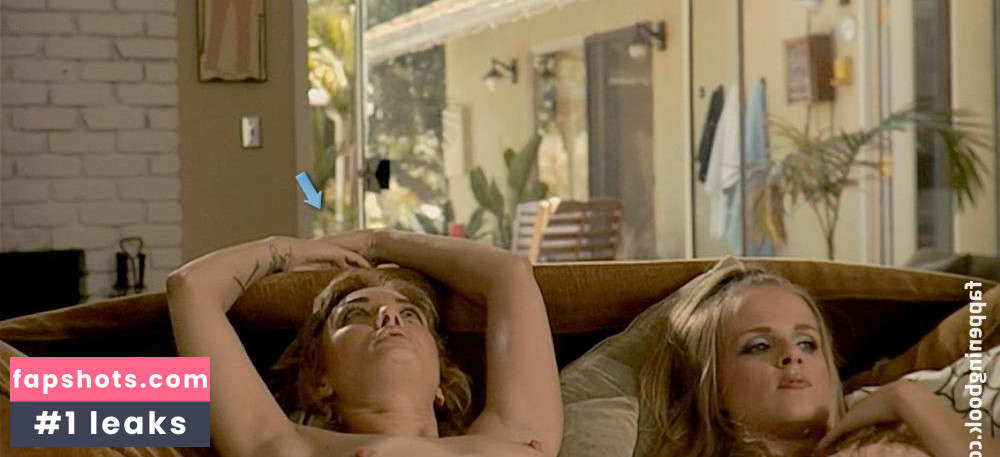 Rachael Santhon nude babe gallery